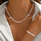 Elara | Timeless Leaf-Link Necklace & Bracelet Set